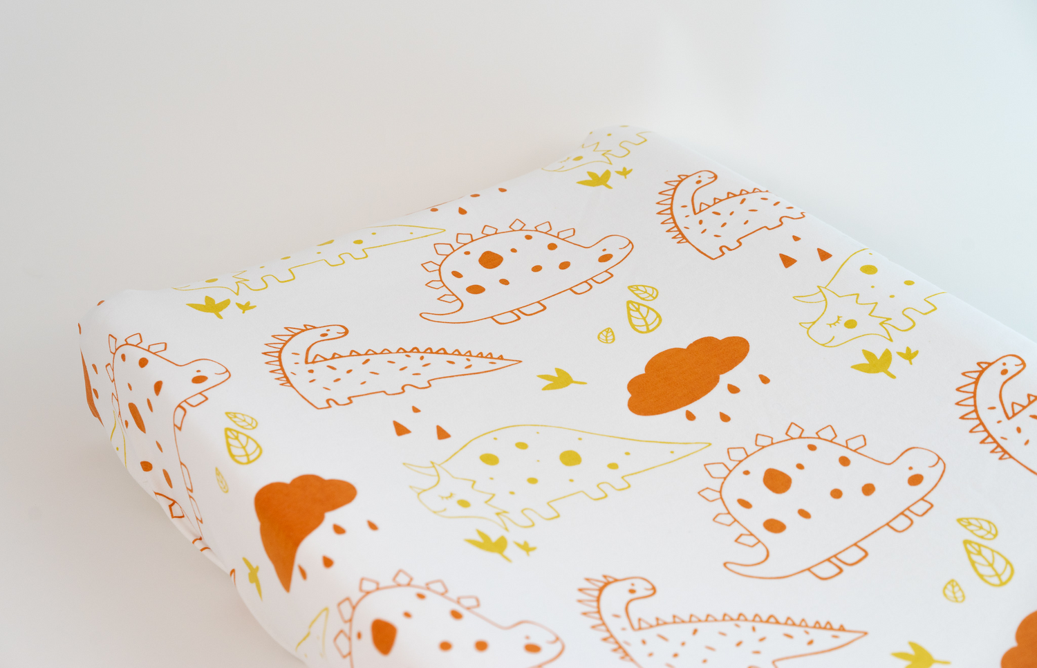 Organic Interlock Changing Pad Cover - Dinos- Animal Collection - Magnolia Organics